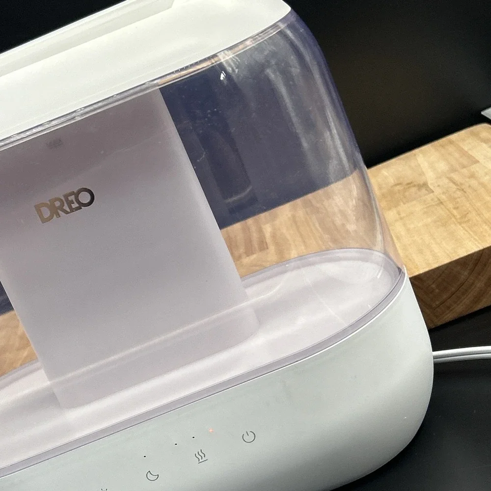 DREO Humidifier 4 Liter Quiet Run Cool Mist w/Light Excellent Working DR-HHM001